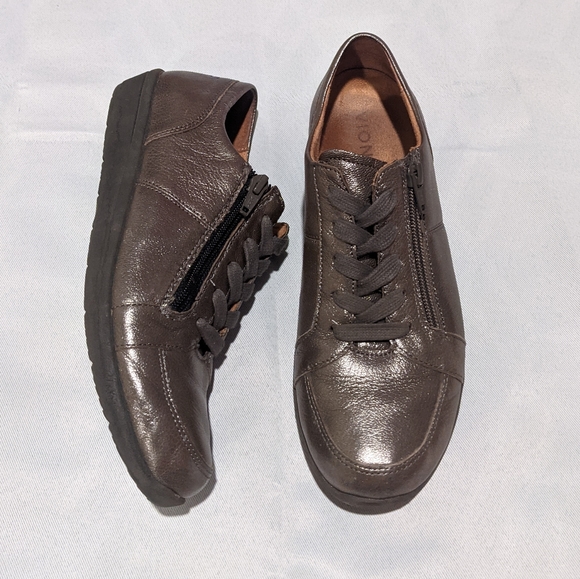 Vionic Gunmetal Silver Metallic Sneakers - Picture 1 of 5